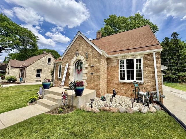 3550 S 58th STREET, Milwaukee, WI 53220