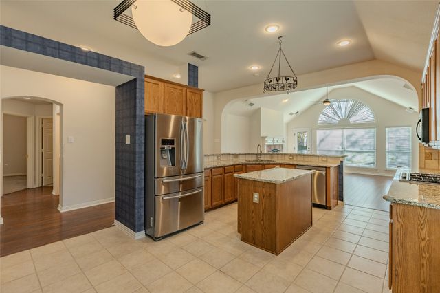 3925 Sharondale Drive, Flower Mound, TX 75022