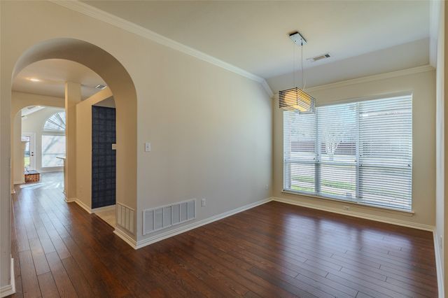 3925 Sharondale Drive, Flower Mound, TX 75022