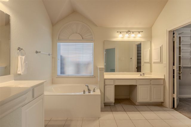 3925 Sharondale Drive, Flower Mound, TX 75022