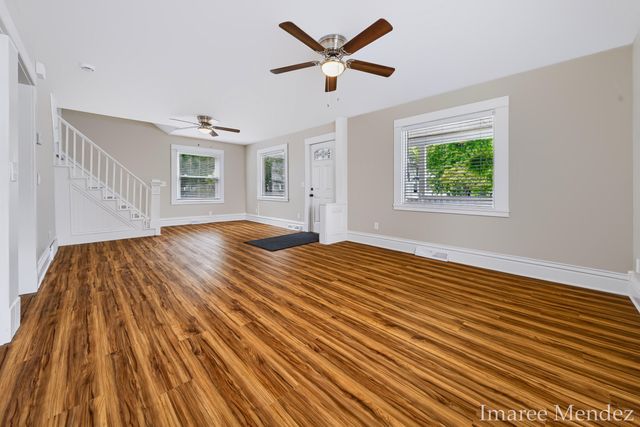 312 Emmons Street Se, Caledonia Vlg, MI 49316