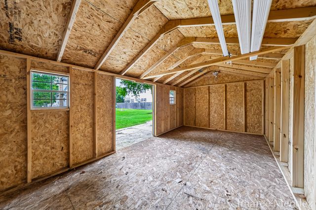 312 Emmons Street Se, Caledonia Vlg, MI 49316