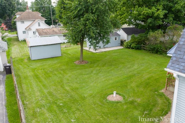 312 Emmons Street Se, Caledonia Vlg, MI 49316