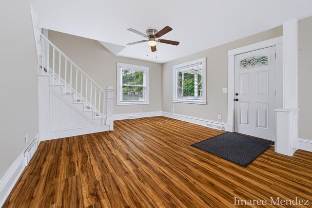 312 Emmons Street Se, Caledonia Vlg, MI 49316