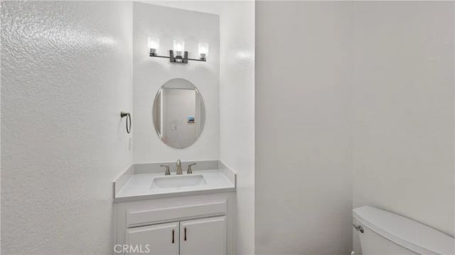 4304 Lincoln Plaza, Cypress, CA 90630