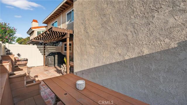 4304 Lincoln Plaza, Cypress, CA 90630