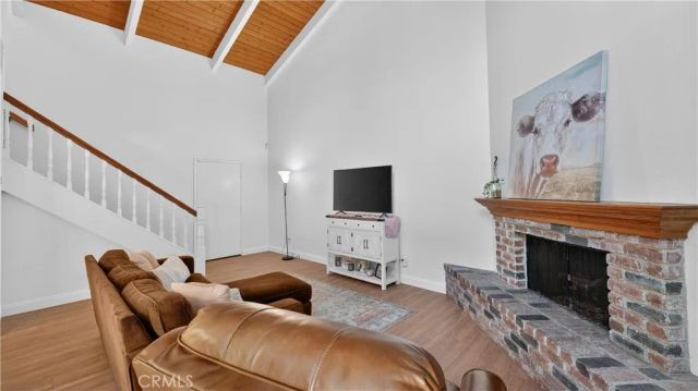 4304 Lincoln Plaza, Cypress, CA 90630