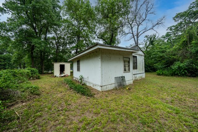 1023 Chancellor Drive, Tool, TX 75143