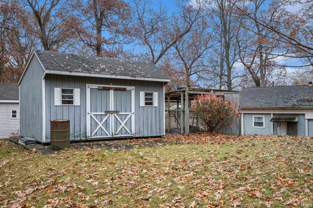 51895-3 E County Line Road, Middlebury, IN 46540