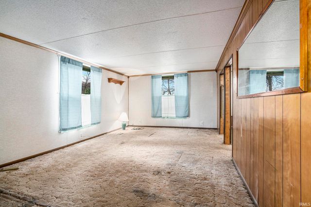 51895-3 E County Line Road, Middlebury, IN 46540