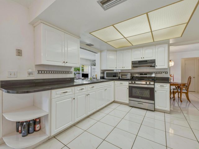 9111 NW 25th Court, Sunrise, FL 33322