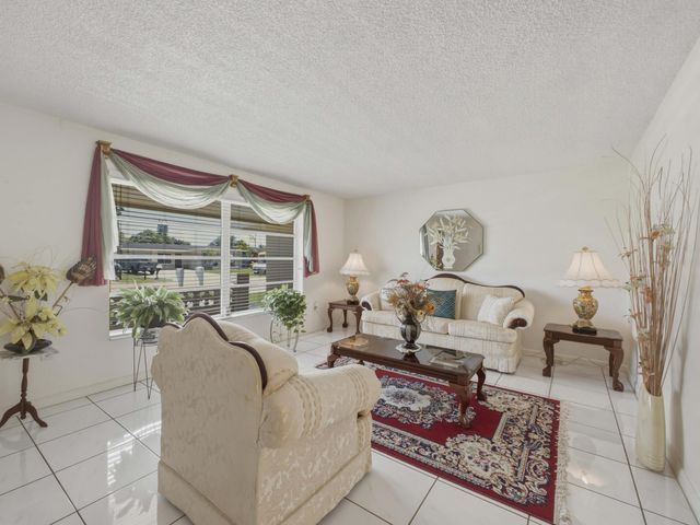 9111 NW 25th Court, Sunrise, FL 33322