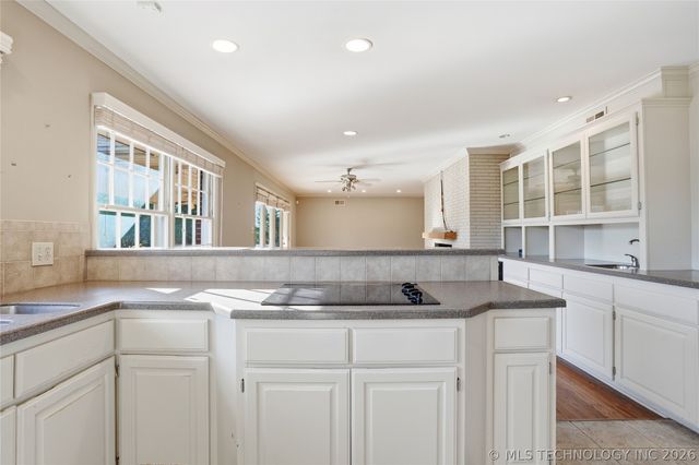 3127 S Lewis Avenue, Tulsa, OK 74105