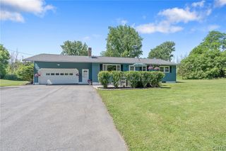 6305 1/2 Newport Road, Camillus, NY 13164