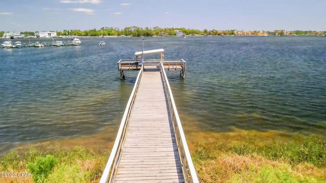 209 Squid Lane, Panama City Beach, FL 32408