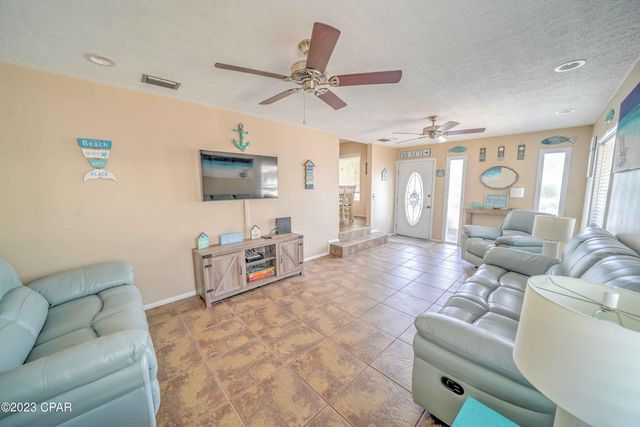 209 Squid Lane, Panama City Beach, FL 32408