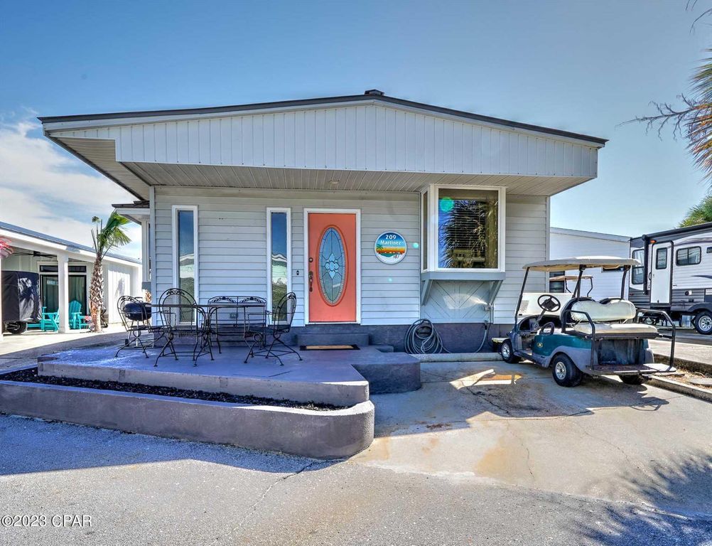 209 Squid Lane, Panama City Beach, FL 32408