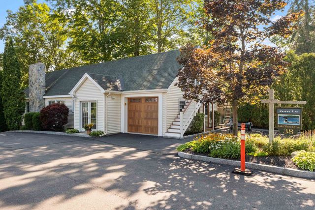 38 Lake Shore Dr Unit 10, Moultonborough, NH 03254