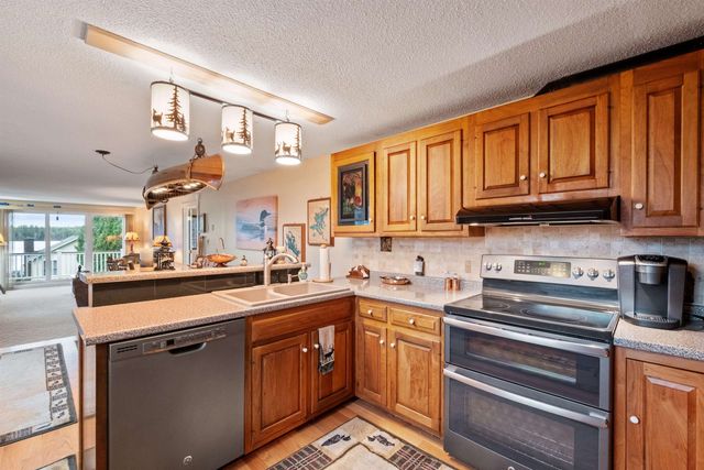 38 Lake Shore Dr Unit 10, Moultonborough, NH 03254