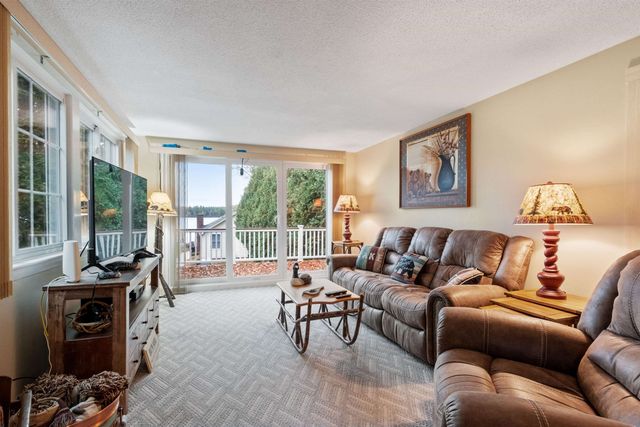 38 Lake Shore Dr Unit 10, Moultonborough, NH 03254