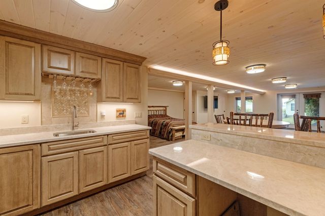 38 Lake Shore Dr Unit 10, Moultonborough, NH 03254