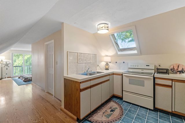 38 Lake Shore Dr Unit 10, Moultonborough, NH 03254