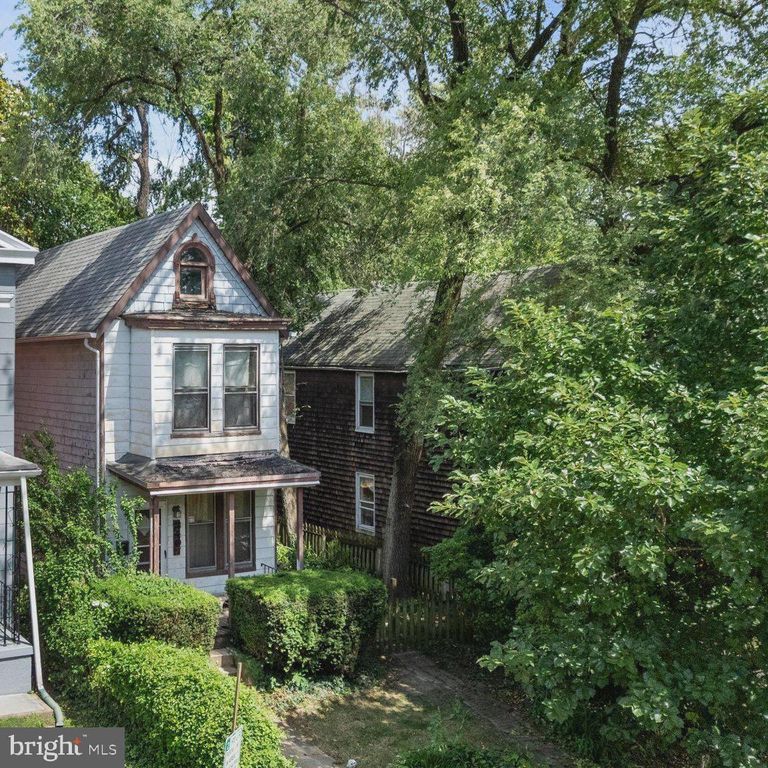 3407 BARCLAY ST, Baltimore, MD 21218