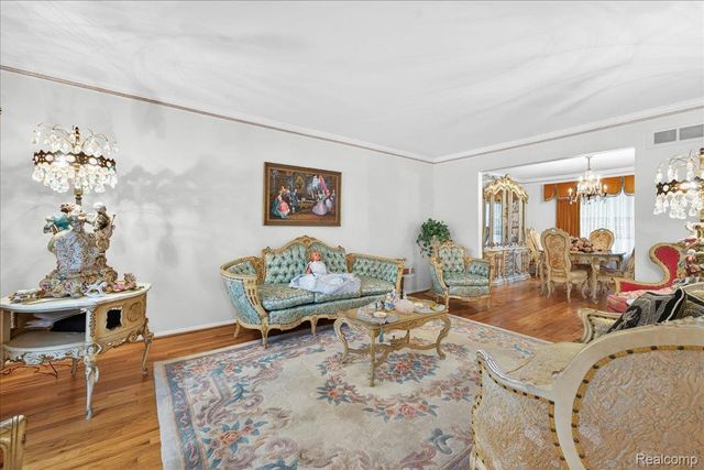 20257 Coachwood Road W, Riverview, MI 48193