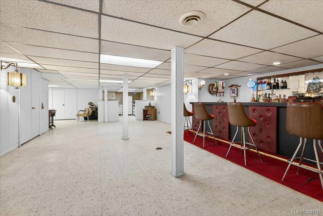 20257 Coachwood Road W, Riverview, MI 48193