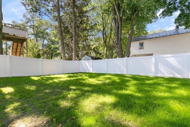 14-16 Bartlett Ave 16, Haverhill, MA 01830