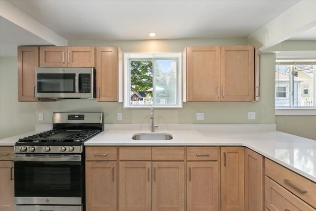 14-16 Bartlett Ave 16, Haverhill, MA 01830
