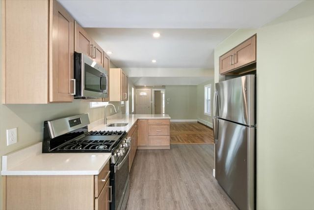 14-16 Bartlett Ave 16, Haverhill, MA 01830