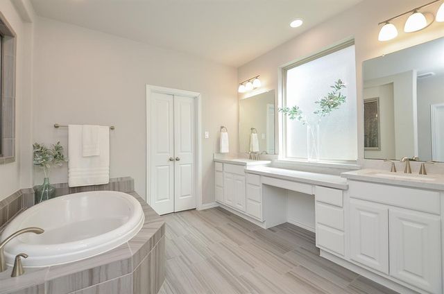 1314 Malea Daisy Lane, Richmond, TX 77406