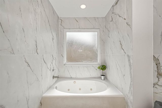 16535 Oat Mill Drive, Houston, TX 77095