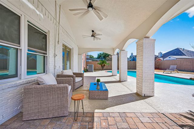 16535 Oat Mill Drive, Houston, TX 77095