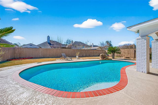 16535 Oat Mill Drive, Houston, TX 77095