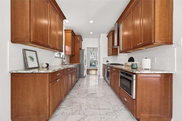 16535 Oat Mill Drive, Houston, TX 77095