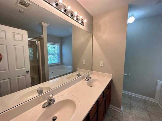 2403 Walnut Tree Lane, Buford, GA 30519
