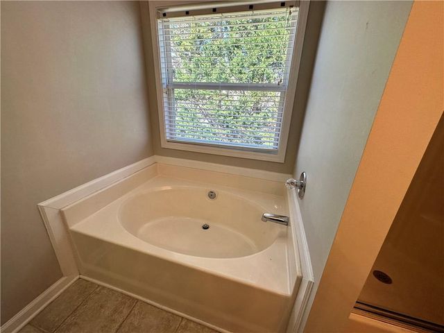 2403 Walnut Tree Lane, Buford, GA 30519