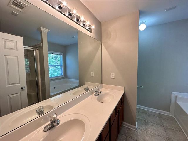 2403 Walnut Tree Lane, Buford, GA 30519