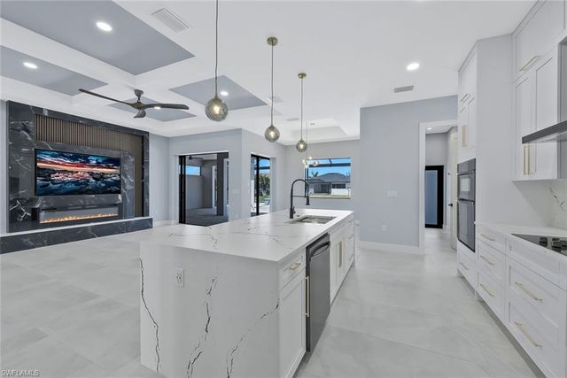 2017 SW 31st TER, Cape Coral, FL 33914