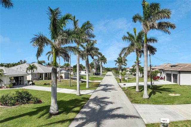 2017 SW 31st TER, Cape Coral, FL 33914