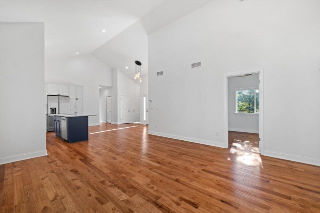 403 Walworth STREET, Lake Geneva, WI 53147