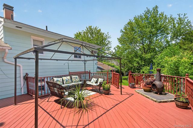 82 Barnes Road, Washingtonville, NY 10992