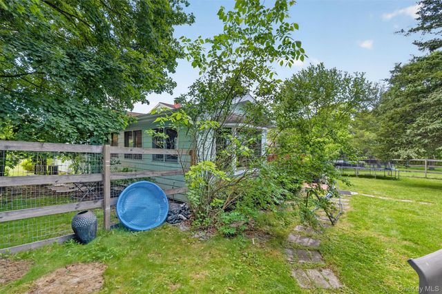 82 Barnes Road, Washingtonville, NY 10992