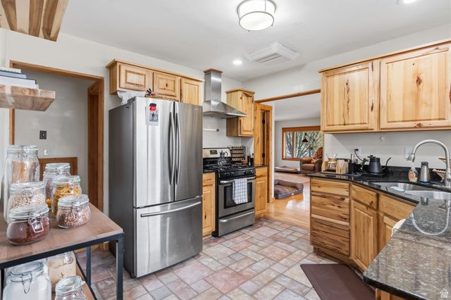 1332 E THORNTON AVE, Salt Lake City, UT 84105