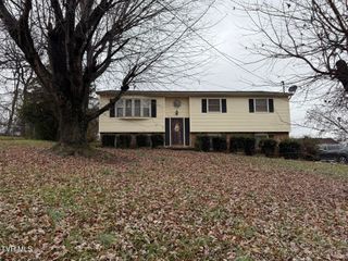 529 Old Gray Station Road, Johnson City, TN 37615