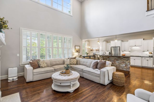 190 Azalea Ln, Franklin, TN 37064