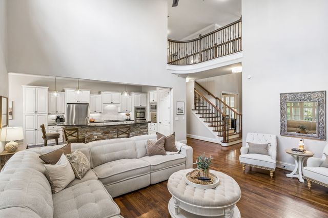190 Azalea Ln, Franklin, TN 37064