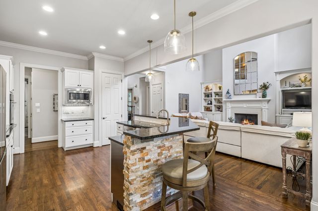 190 Azalea Ln, Franklin, TN 37064